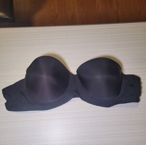 Jennifer Black 40C Bra